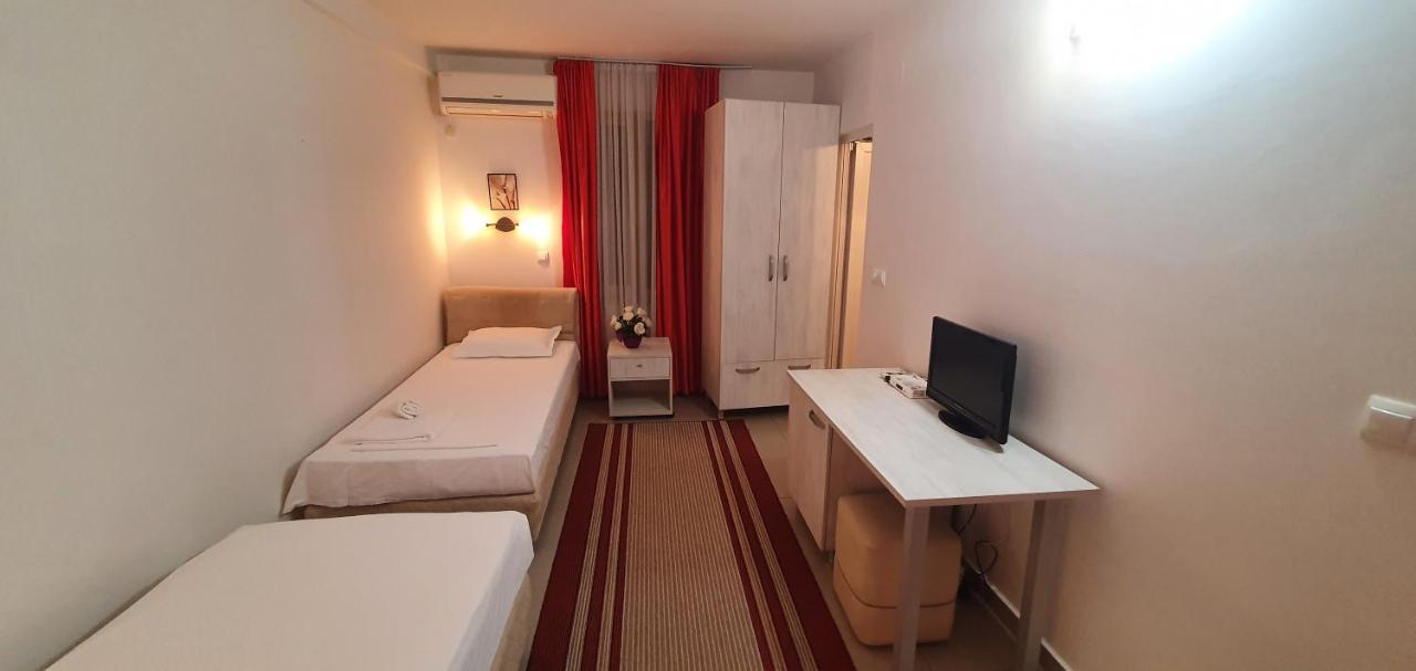 Evro Set Hotel Escópia Exterior foto